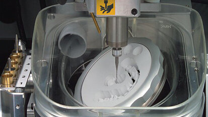 Las fresadoras CAD/CAM de Roland ahora soportan materiales compuestos de resina