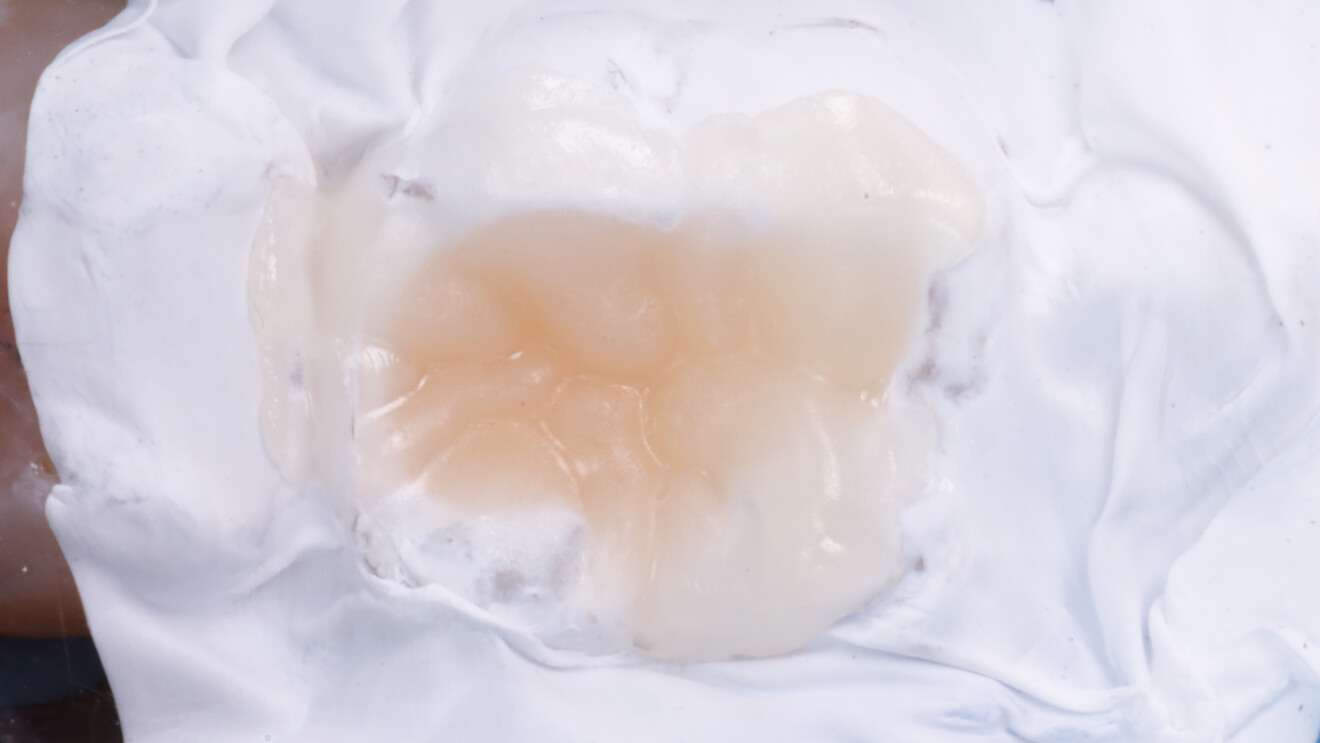 Fig. 19 : Composite après retrait de la clé en silicone.