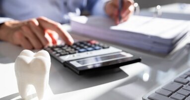 Dentaler Steuerbetrug in Millionenhöhe aufgedeckt