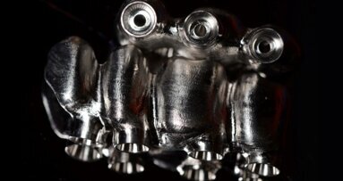 Metodyka wykonania i zalety przykręcanych konstrukcji protetycznych w przypadku braków skrzydłowych