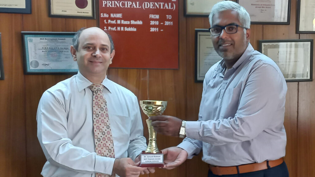Sir Syed College of Medical Sciences honours outstanding teachers