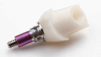 Zirlux 16+ univerzální estetický zirkonový materiál