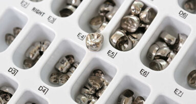 Uso atual e conhecimento de dentistas noruegueses e finlandeses sobre coroas de aço inoxidável