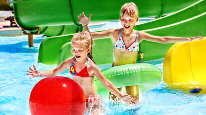 Freibadsaison: Achtung bei Zahnunfällen Freibadsaison: Achtung bei Zahnunfällen