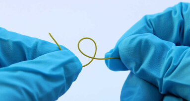 Нови биоразградими нишки могат да осигурят по-добро антибиотично лечение за пародонтит