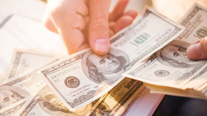 Vast majority of US dentists increase pay for dental teams