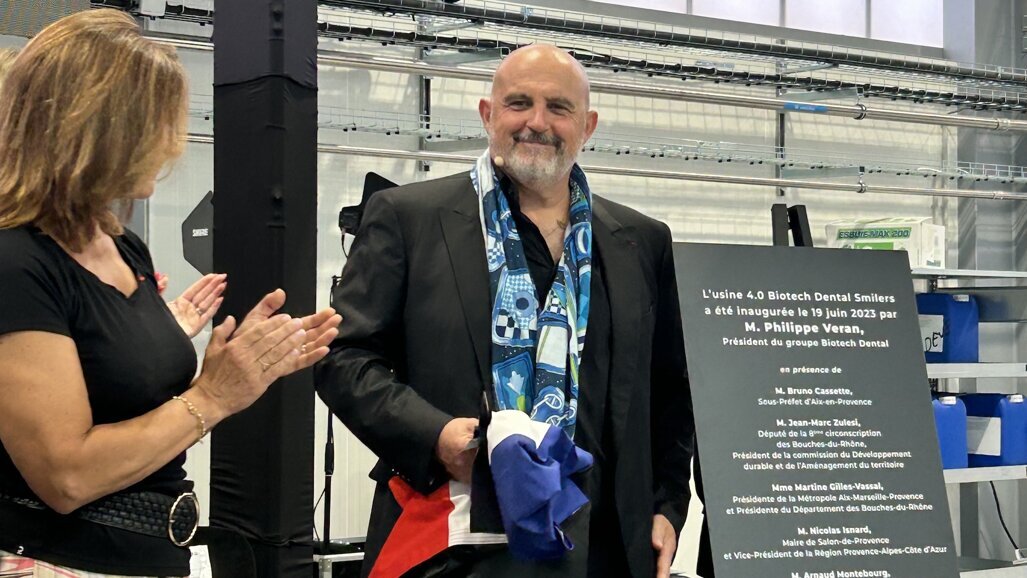Inauguration de l'usine Biotech Dental Smilers 4.0, où la technologie 3D règne en maître
