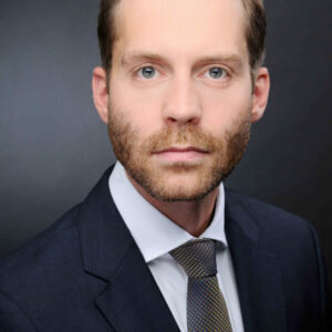 Prof. Falk Schwendicke