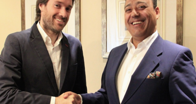 Acuerdo de colaboración para promover la salud oral