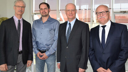 Dr. Bernd Hübenthal in den Vorstand der KZV Sachsen-Anhalt gewählt Dr. Bernd Hübenthal in den Vorstand der KZV Sachsen-Anhalt gewählt