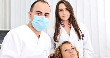 Les assistantes dentaires deviendraient des professionnelles de santé à part entière