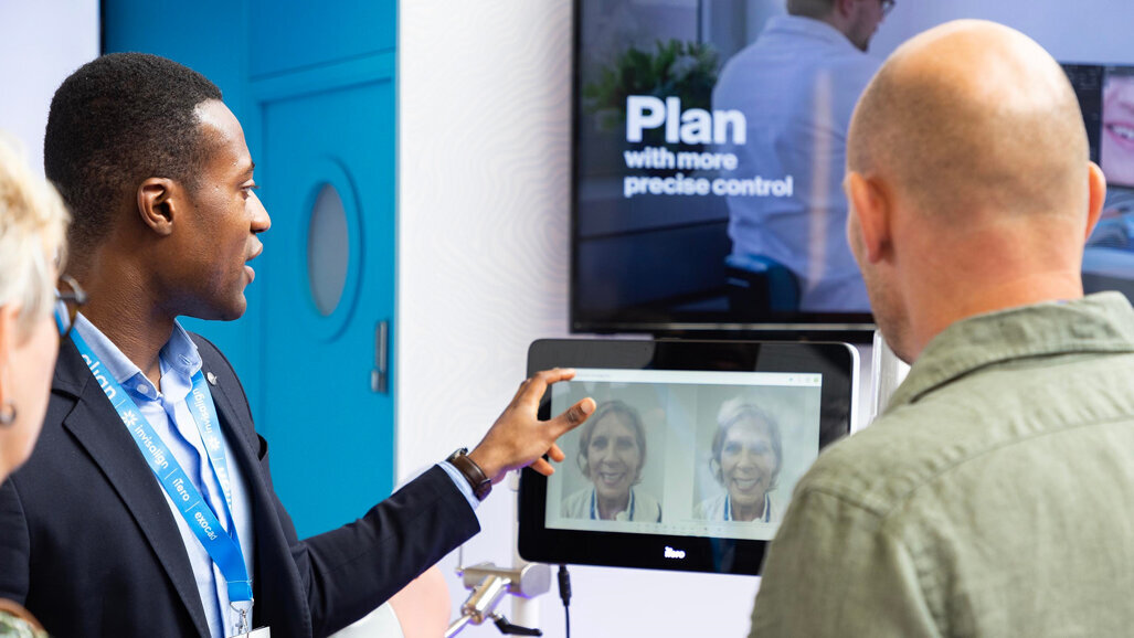 Bezoekers over Dental Expo: “We zijn weer even uit ons kooitje”