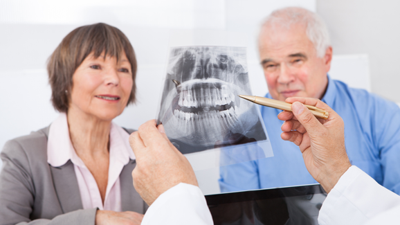 Mundgesund trotz Handicap und hohem Alter