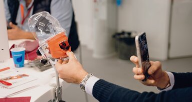 “El número de cámaras no determina la precisión de un escáner intraoral”