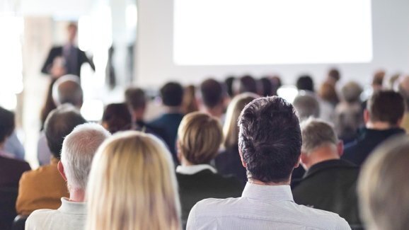 欧洲牙周病学联盟（EFP）牙周疾病研讨会关注龋齿与牙周疾病的关联