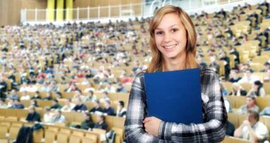 Hoher Zulauf an der Donau-Uni Krems
