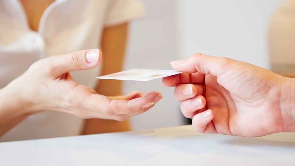 Sperre von e-cards ohne Foto mit 1.1.2024