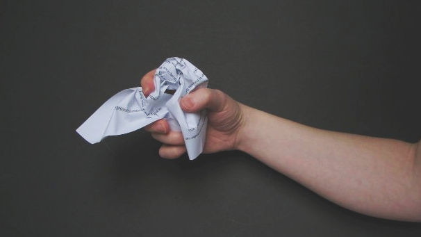 Tandartspraktijk uit zorgen over verzekeraars na brandbrief