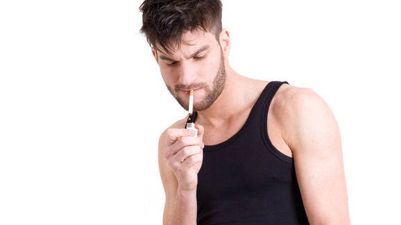 Ochtendrokers grotere kans op orale kanker