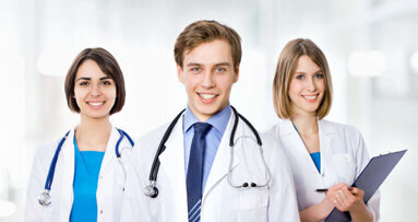 Ministrul Nicolaescu: Rezidentii care absolvesc un modul vor putea profesa pe acea specialitate