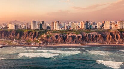 El COVID-19 en el Perú El COVID-19 en el Perú