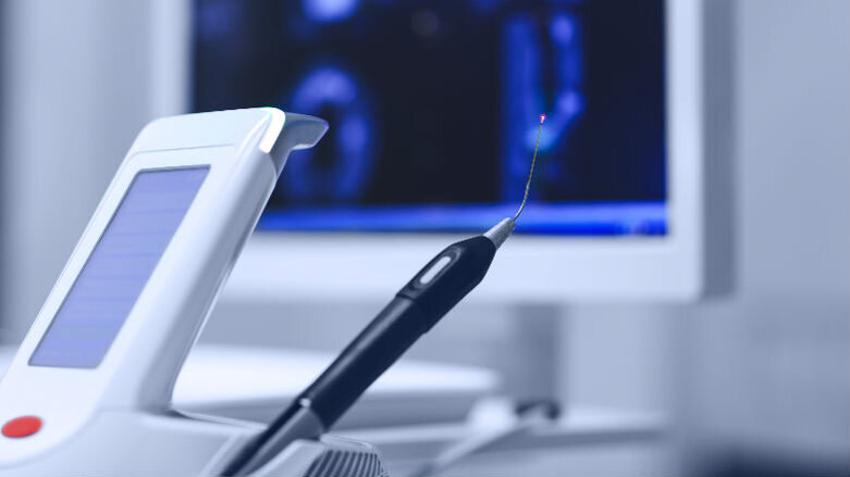 Laser in Endodonzia: obiettivi tradizionali e nuove metodologie