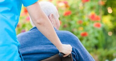 Mondzorg in verpleeghuizen schiet tekort