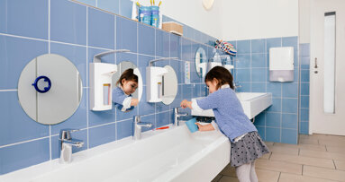 Berlin macht tägliches Zähneputzen in Kitas verbindlich für mehr Chancengleichheit