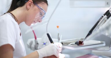 NVM: meer opleidingsplaatsen voor álle mondzorggerelateerde beroepen