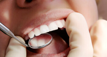 Μια νέα εξέταση για τα νοσήματα των ούλων