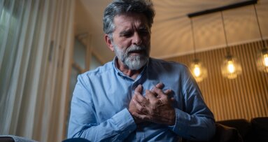 Une étude suggère que le biofilm dentaire pourrait être directement lié à l’infarctus du myocarde