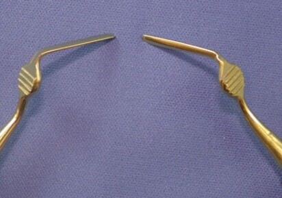 Finger-Rest Periotomes