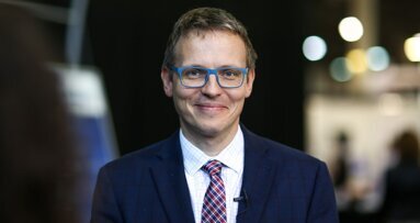 Guided endodontics: A panacea for avoiding failures or just a cool gimmick?