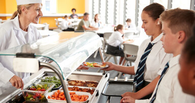 Dental leaders seek to improve school meals in Scotland