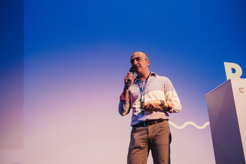 Attendees of the 2022 ROOTS SUMMIT were treated to an informative lecture from Dr Igor Tsesis titled “Evidence-based treatment choices in modern endodontic treatment”.