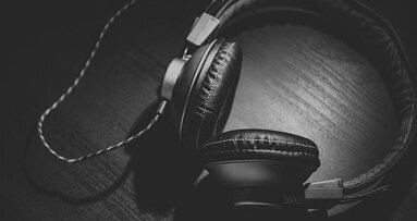 KNMT daagt SENA voor rechter om wachtkamermuziek