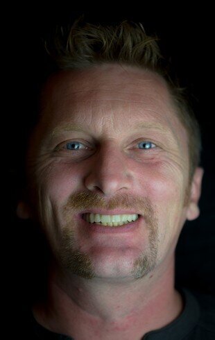 Nino s nasazenou provizorní náhradou