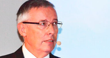 Intervista: Le due classi dell’odontoiatria restaurativa