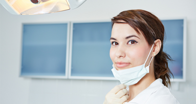 Umfrage: Was verdienen angestellte Zahnärzte?