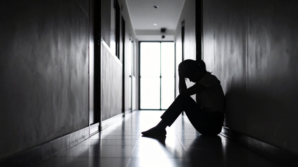 Crise alarmante de saúde bucal entre jovens em lares residenciais seguros