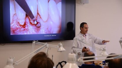 La nuova dimensione della microchirurgia parodontale: robotica, AI e navigazione assistita