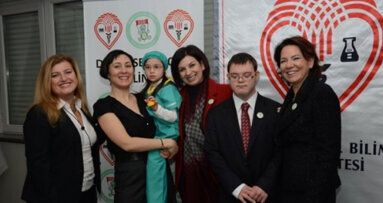 Down Sendromlulara Diş Hekimliği Hizmeti