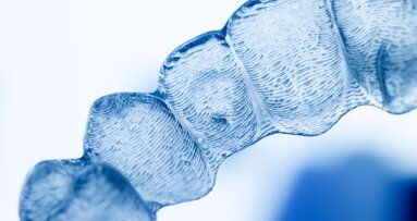 Vertical control in open bite correction using aligners and skeletal anchorage: A case series Vertical control in open bite correction using aligners and skeletal anchorage: A case series