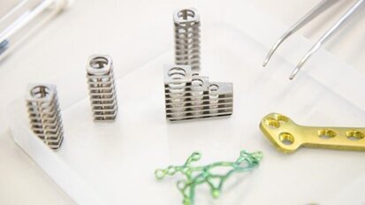 Naukowcy z Politechniki Śląskiej opracowali technologię powłok na implantach