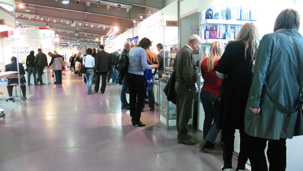 Естетична дентална медицина по време на „Медикус, Денто, Галения 2012“