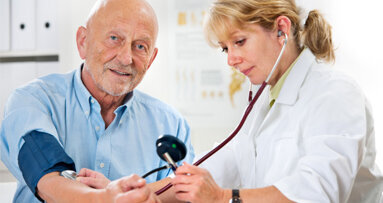 Blutdruck senkt sich bei besserer Zahngesundheit