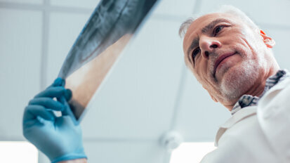 La gestione dei traumi dentali  non è un processo univoco: intervista con il dott. Rajiv Patel