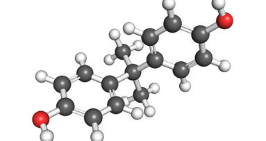 Une exposition précoce au bisphénol A altèrerait l’émail des dents