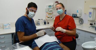 NDF прави опит за рекорд по време на Световния ден на оралното здраве