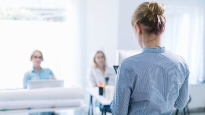 Zwiększ swoje kompetencje – bezpłatne szkolenia dla lekarzy i lekarzy dentystów!